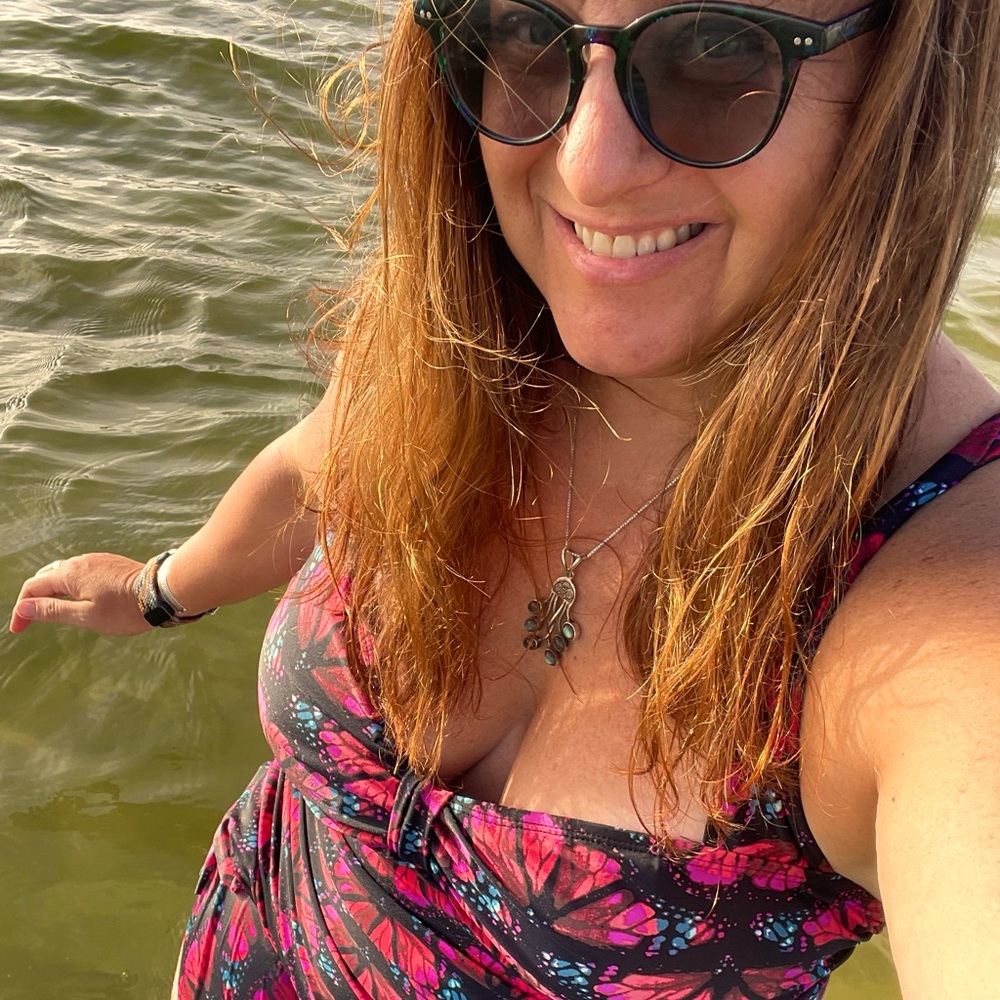 Meet your Posher, Julie